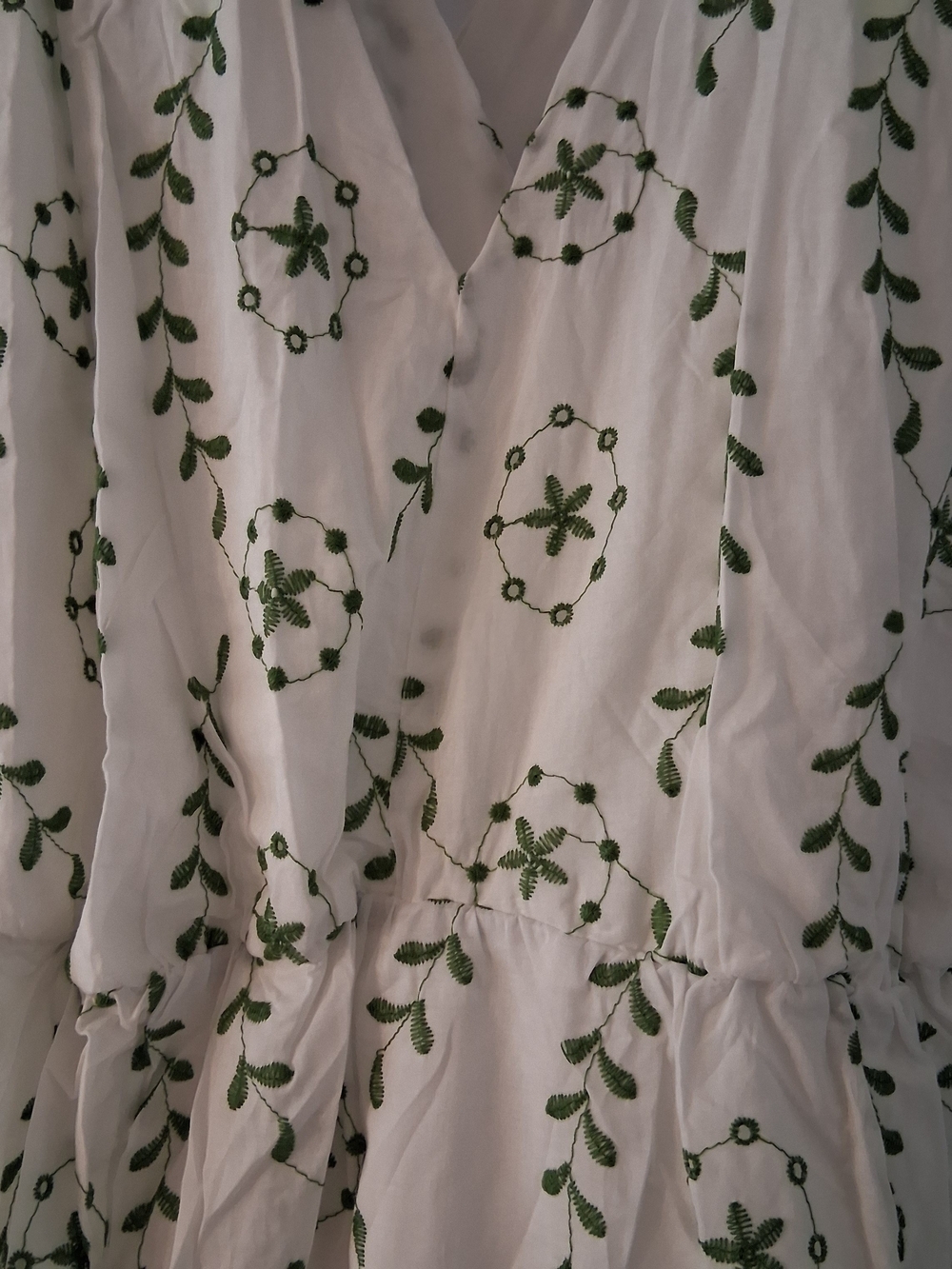 White Sleeveless Maxi Dress with Green Embroidered Motif XXL - Picture 7 of 10